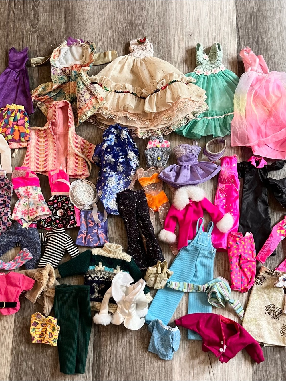 Vintage Barbie clothing